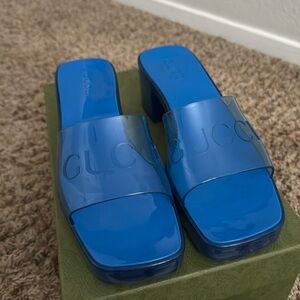 Slightly worn blue Gucci rubber sandals. Euro Size 38 / US Woman’s Size 7.5/8.